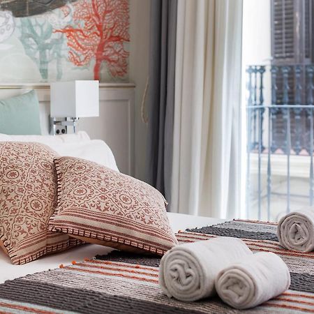 Sitgesnextdoor Bed & Breakfast ภายนอก รูปภาพ
