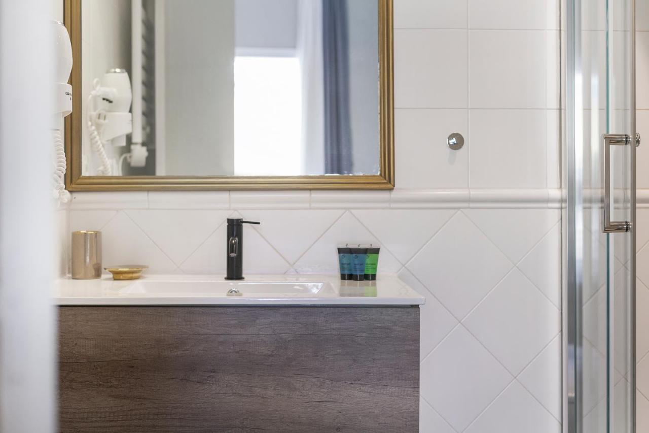 Sitgesnextdoor Bed & Breakfast ภายนอก รูปภาพ