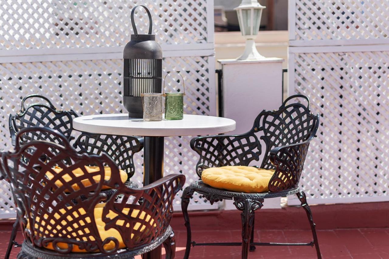 Sitgesnextdoor Bed & Breakfast ภายนอก รูปภาพ
