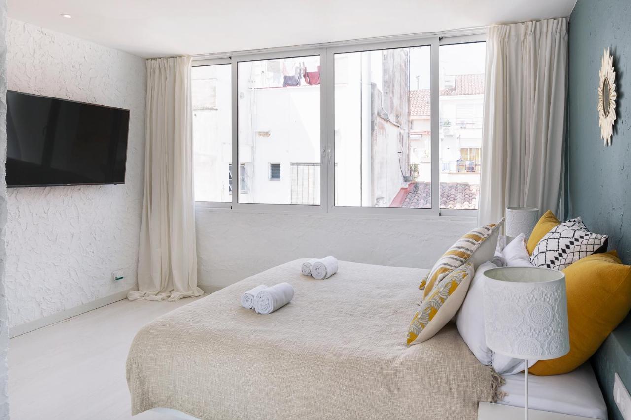 Sitgesnextdoor Bed & Breakfast ภายนอก รูปภาพ