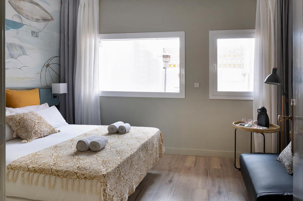 Sitgesnextdoor Bed & Breakfast ภายนอก รูปภาพ