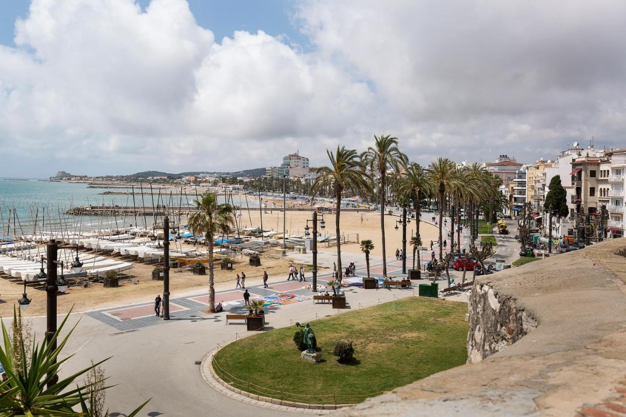 Sitgesnextdoor Bed & Breakfast ภายนอก รูปภาพ