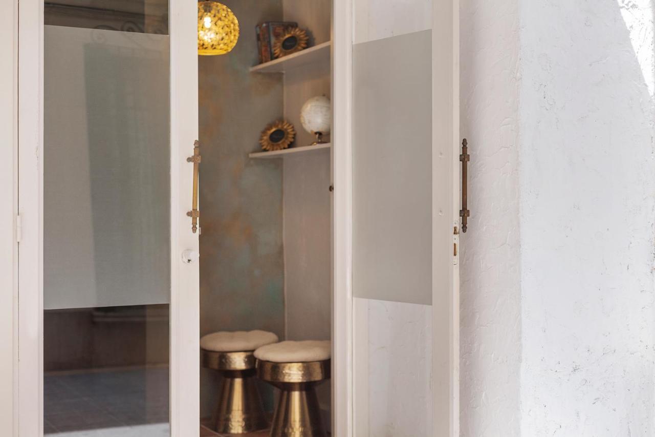 Sitgesnextdoor Bed & Breakfast ภายนอก รูปภาพ