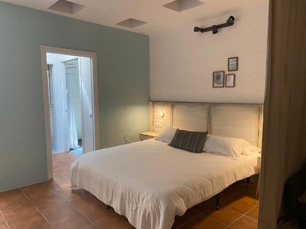Sitgesnextdoor Bed & Breakfast ภายนอก รูปภาพ
