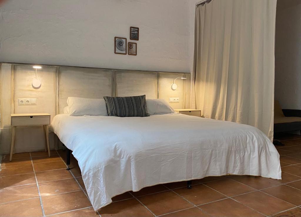 Sitgesnextdoor Bed & Breakfast ภายนอก รูปภาพ